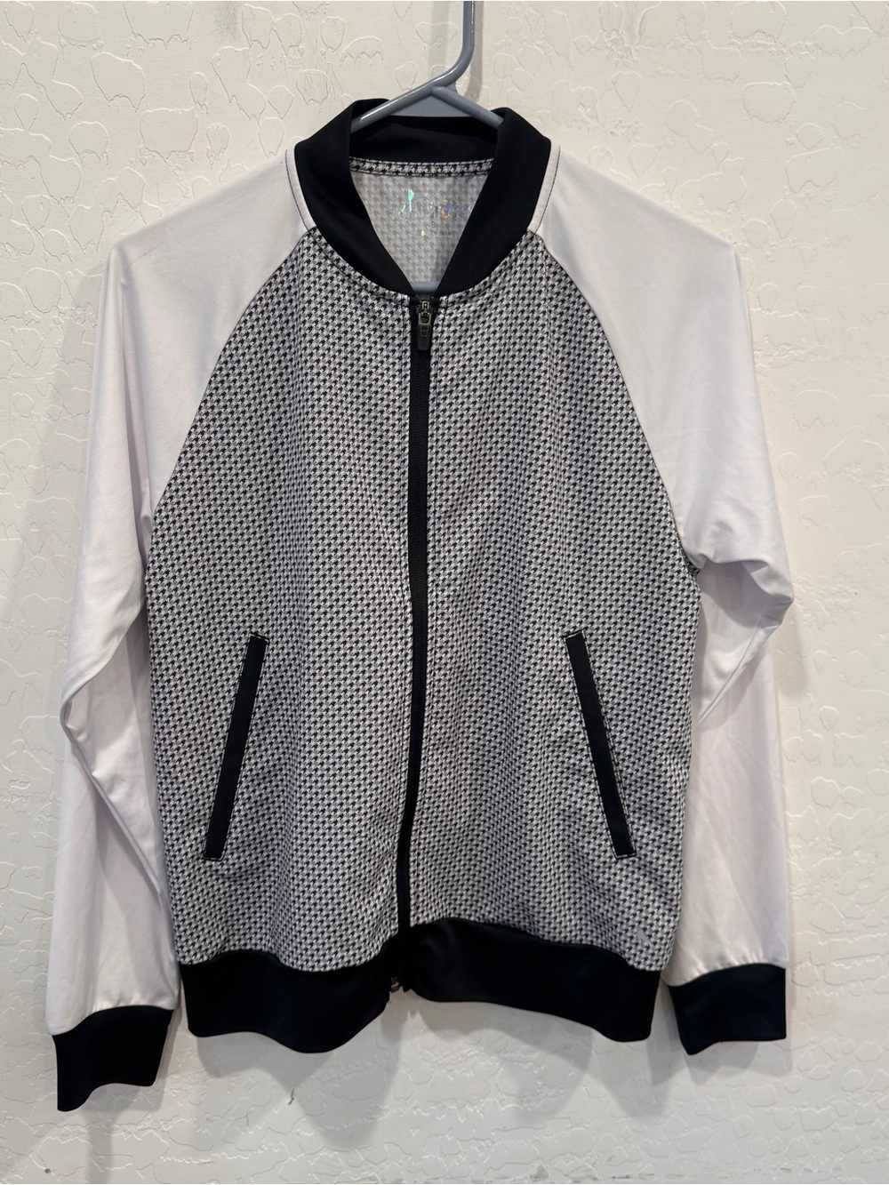 18 Birdies Zippered Front Long Sleeve Shirt Womens Small Houndstooth Golf Sporty